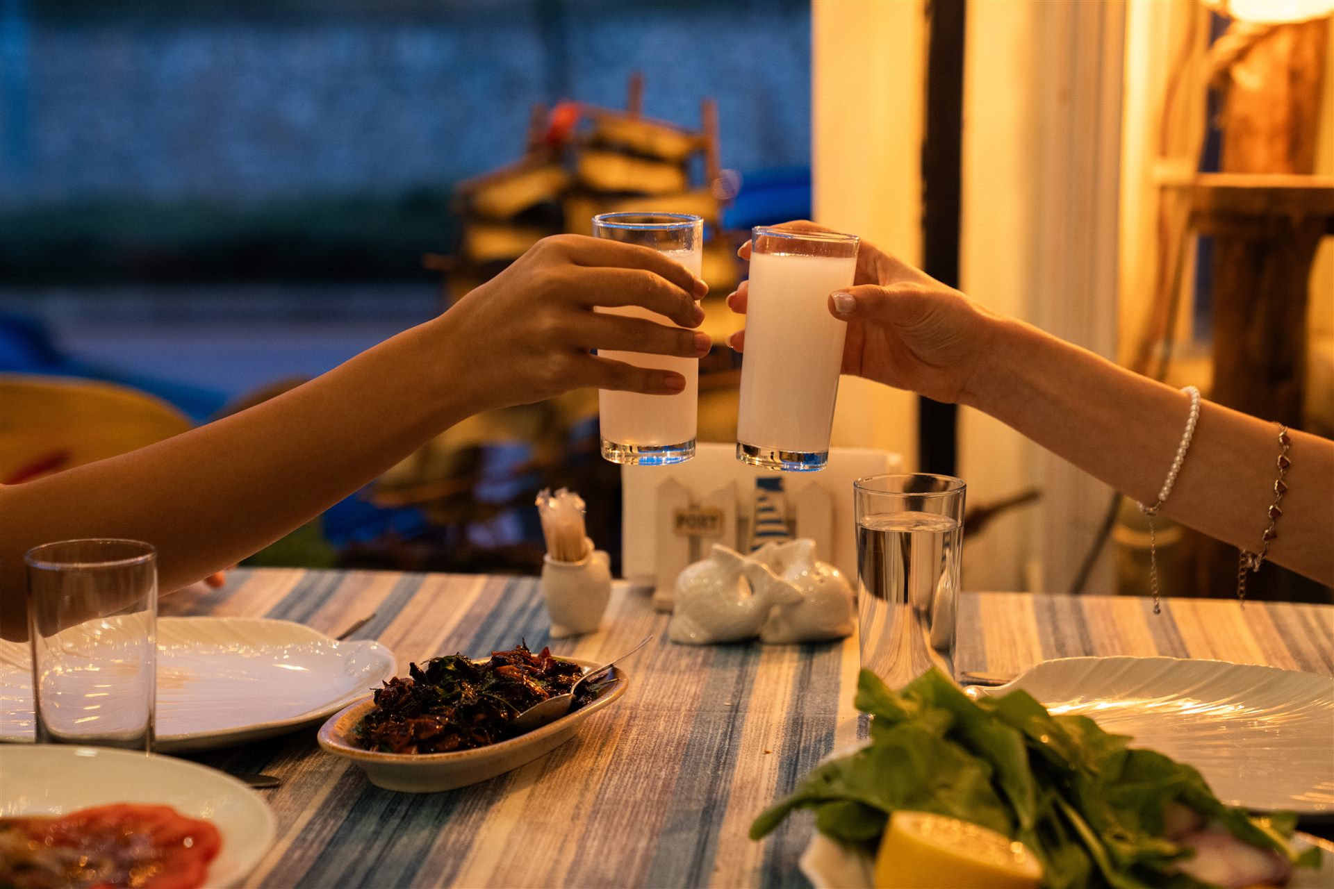 Keyifli Sofralar, Güzel Anlar